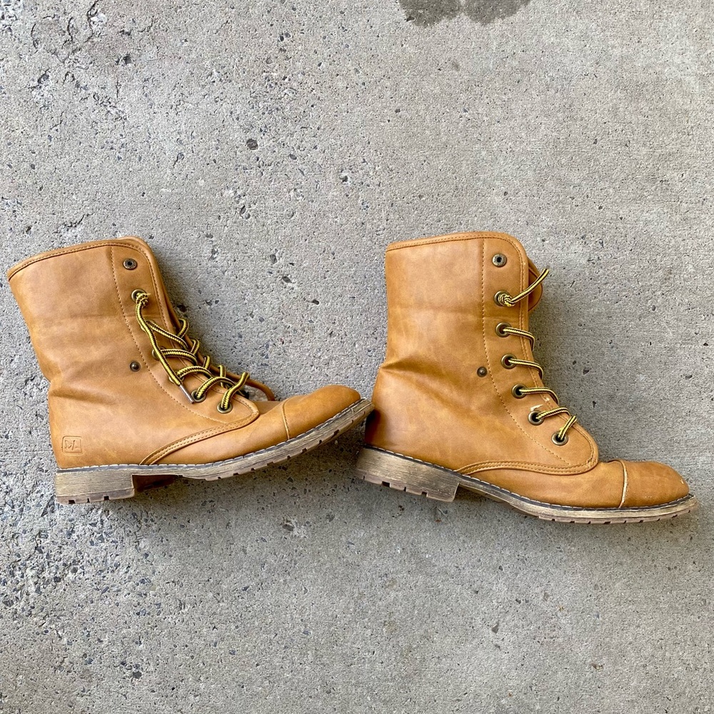 Dirty Laundry Boots Size 7.5 - Picture 9 of 12